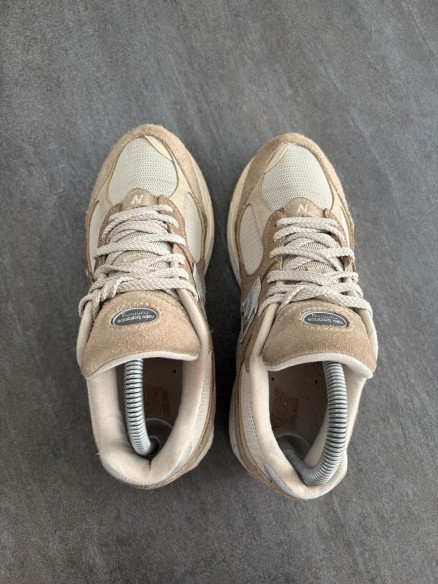 New balance 2002r brown - taille 37,5