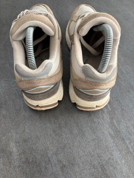 New balance 2002r brown - taille 37,5