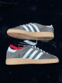 Adidas München BSTN Oktoberfest Italians Weekend Dust Cargo taille 42 2/3 Neuf