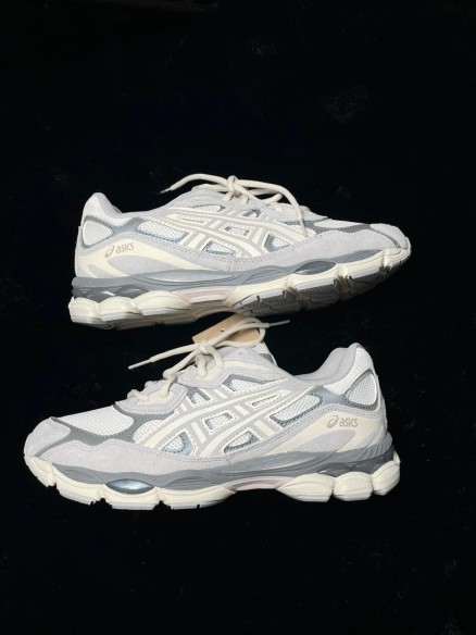 Asics Gel-Nyc Oyster Grey - taille 41,5