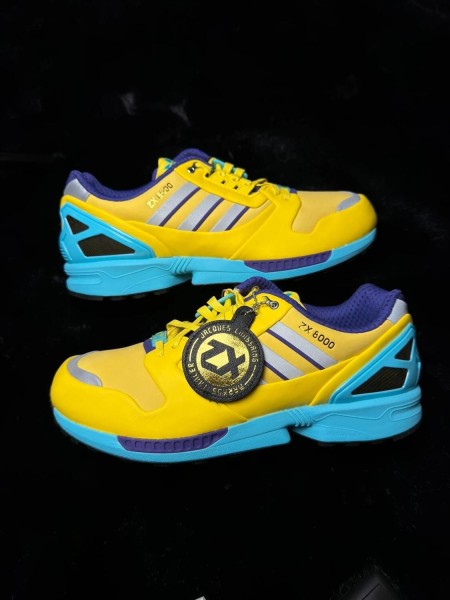Adidas ZX 8000 Consortium Yellow blue glow - taille 45 1/3