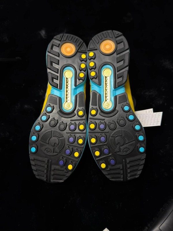 Adidas ZX 8000 Consortium Yellow blue glow - taille 45 1/3 2