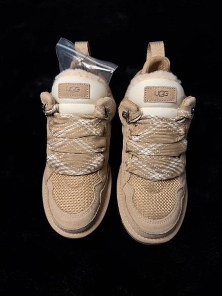 Ugg lowmel sand - taille 39