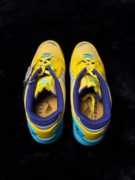 Adidas ZX 8000 Consortium Yellow Blue Glow - Taille 46 2/3