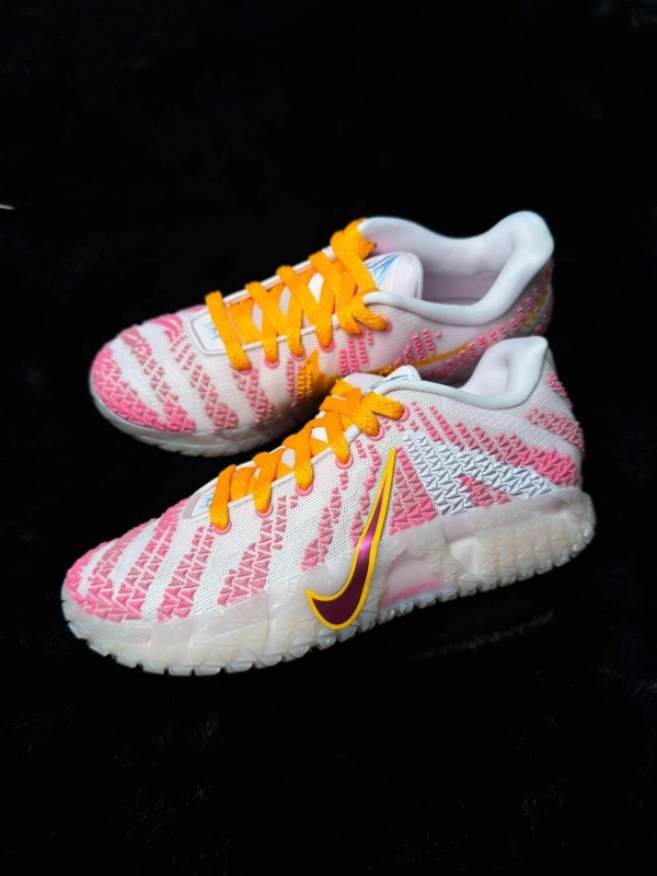 Nike Ja 3 Jelly Bean Pink Foam Rose Saint Valentin - Taille 38,5