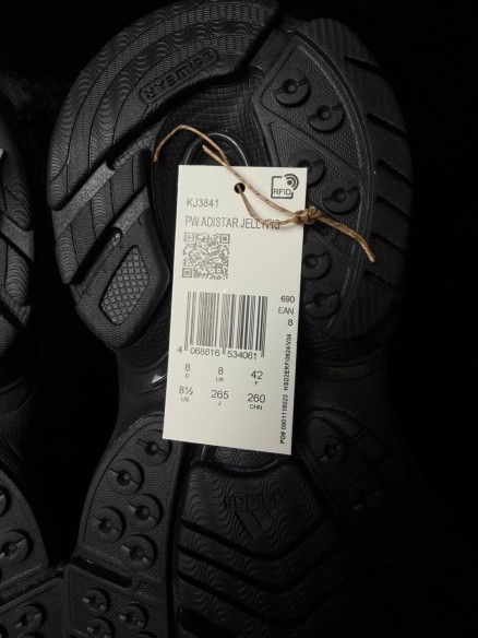Adidas adistar jellyfish pharrell williams triple black - taille 42