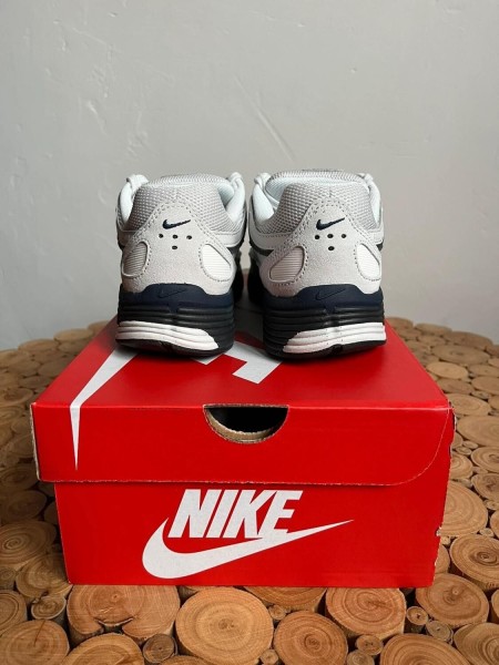Nike p-6000 grise noire blanche