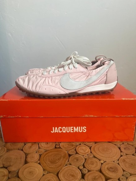 Nike moon shoe Jacquemus rose taille 40