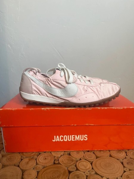Nike moon shoe Jacquemus rose taille 40