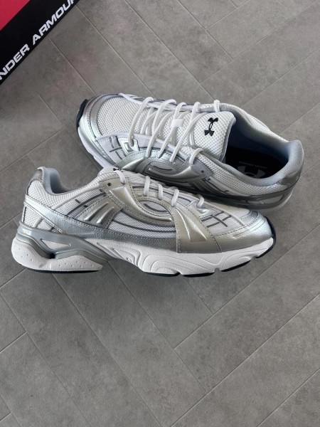Under Armour UA sola Silver White Grey