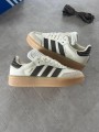 Samba off white earstrata chocolate brown
