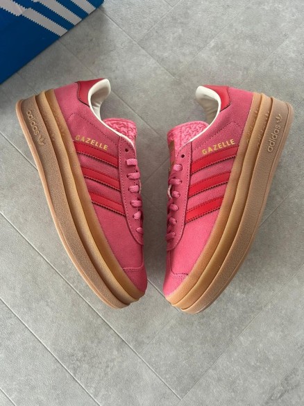 Gazelle bold pink red scarlet