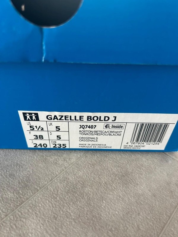 Gazelle bold pink red scarlet 2