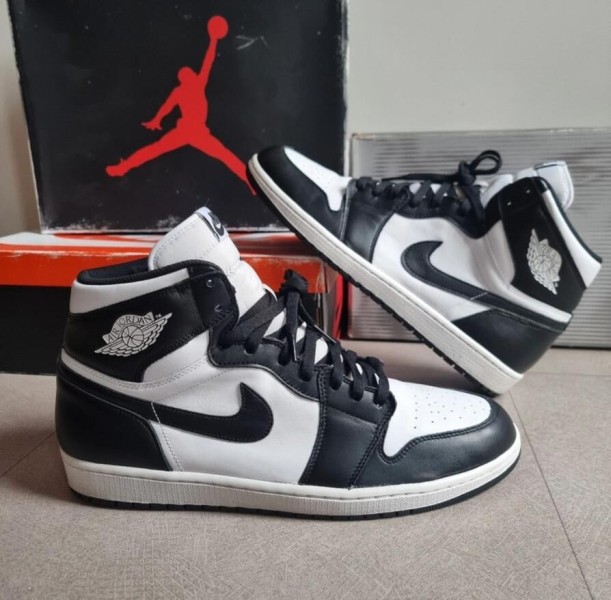 Jordan 1 "Black & White" 2014