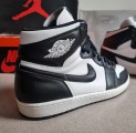 Jordan 1 "Black & White" 2014