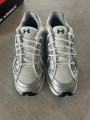 Under Armour sola white silver metallic