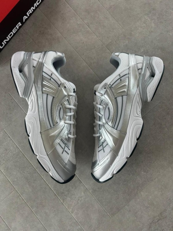 Under Armour sola white silver metallic 2