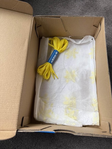 Adidas sunshine personnalisée
