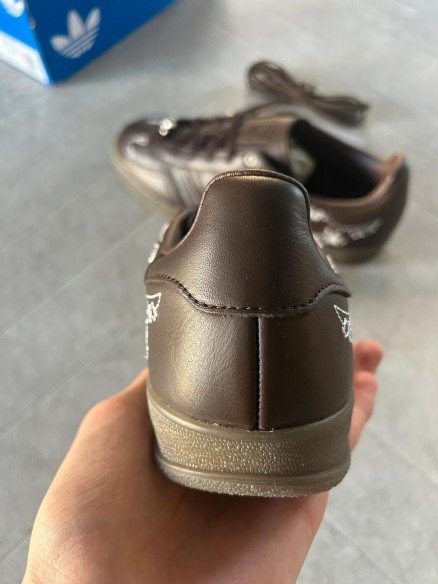 Adidas gazelle dark brown