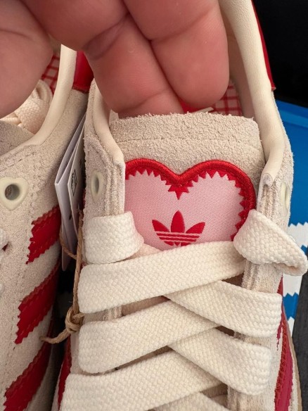 Adidas spezial saint valentin 38