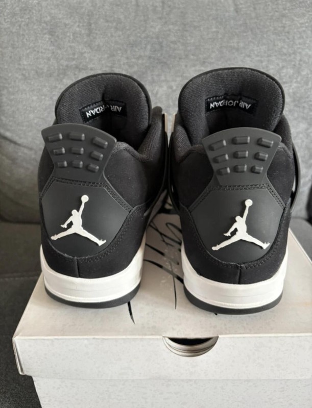 Jordan 4 White Thunder 44,5 2