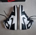 Jordan 1 "Black & White" 2014