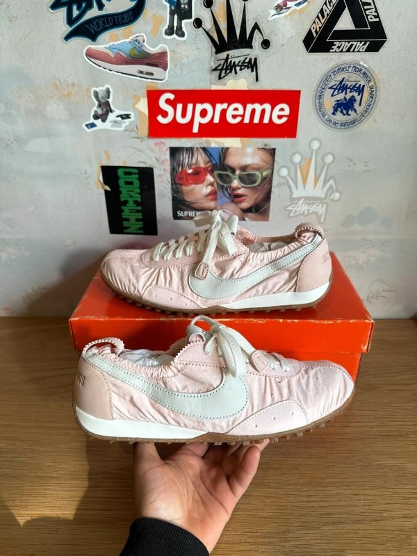 Nike moon shoe Jacquemus Pink
