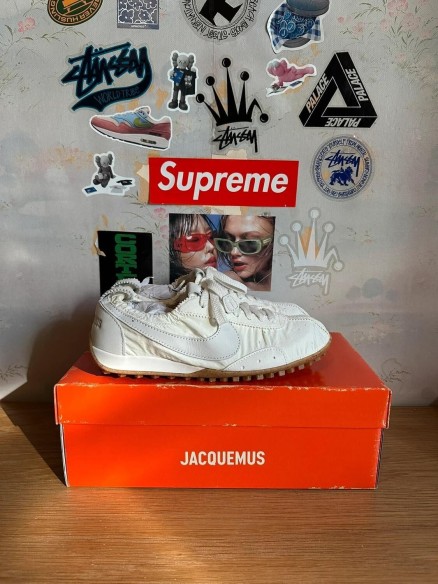 Nike moon shoe m Jacquemus white beige