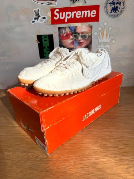 Nike moon shoe m Jacquemus white beige