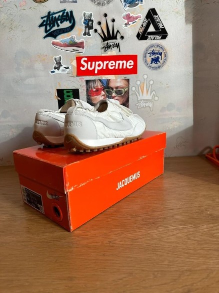 Nike moon shoe Jacquemus White beige
