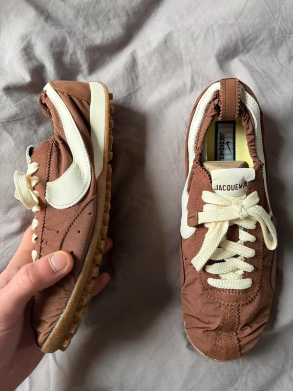 Nike moon SP jacquemus Brown 2