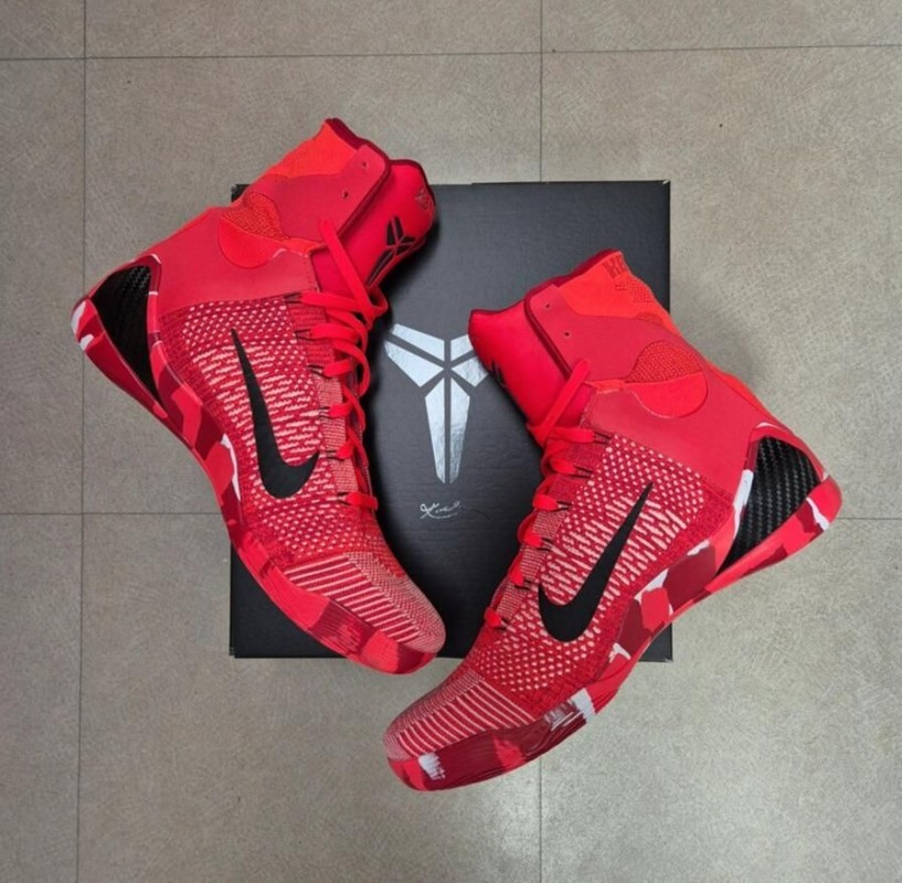 Kobe 9 Elite "Christmas" 2024 2