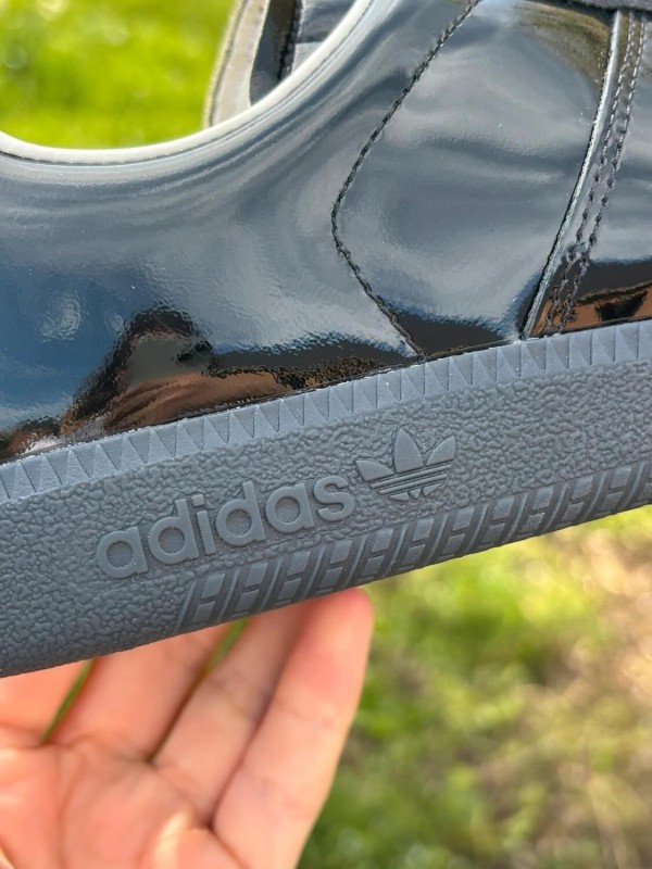 Adidas BW Army Black Patent - taille 42,5 2