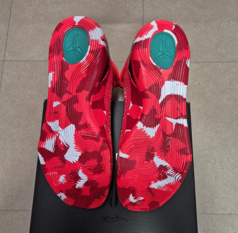Kobe 9 Elite "Christmas" 2024 2