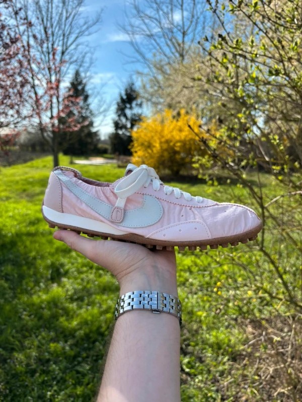 Nike moon shoe aluminum pink x Jacquemus - taille 40,5