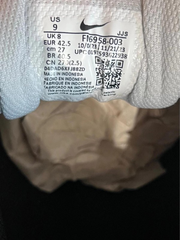 Nike air max 90 Dunkin Donuts 2