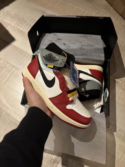 Jordan 1 Retro High OG Union LA Chicago Shadow