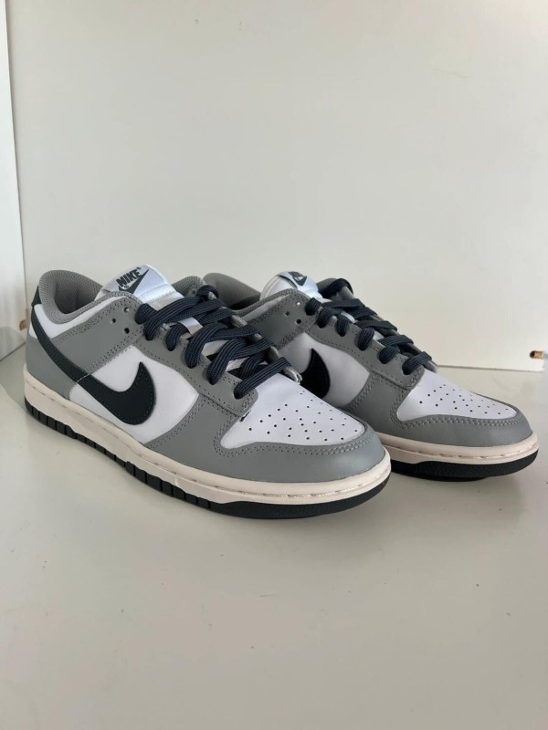 Nike dunk low light smoke grey 2