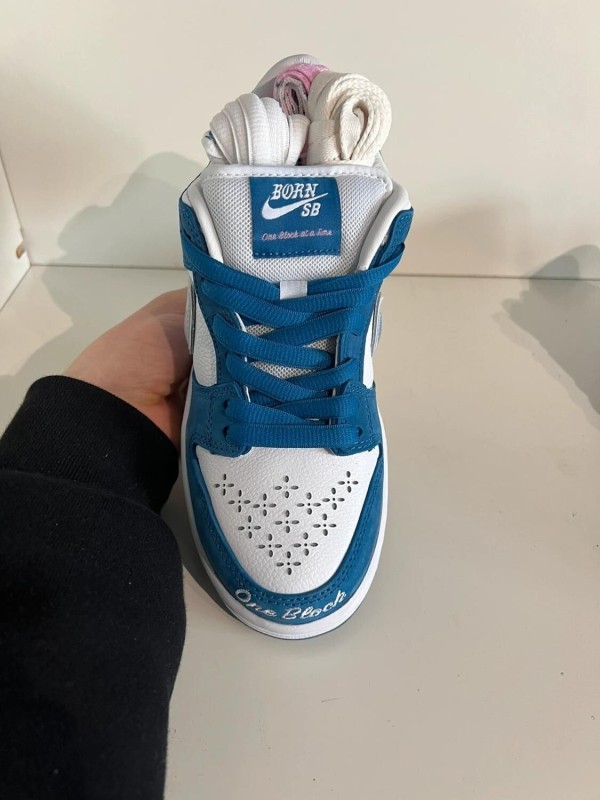 Nike SB Dunk low born x raised one block at a time 2