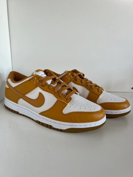 Nike dunk low next nature phantom gold