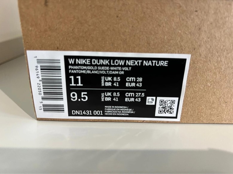 Nike dunk low next nature phantom gold