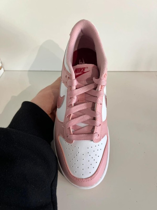 Nike dunk low pink velvet (GS) 2