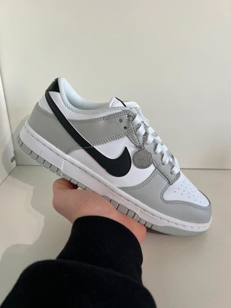 Nike dunk low lottery pack grey