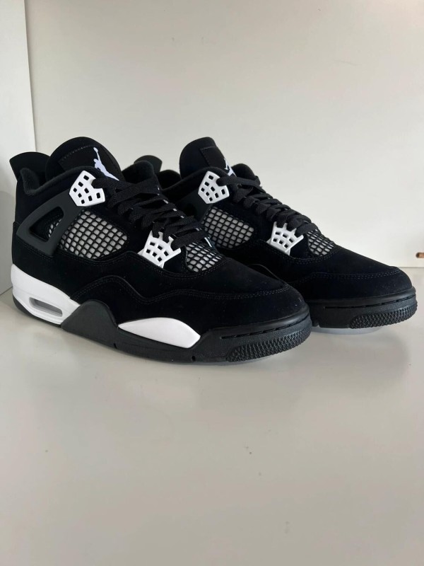 Nike air jordan 4 white thunder 2
