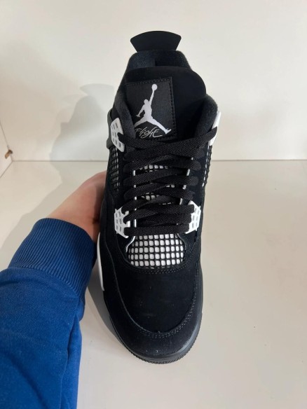 Nike air jordan 4 white thunder
