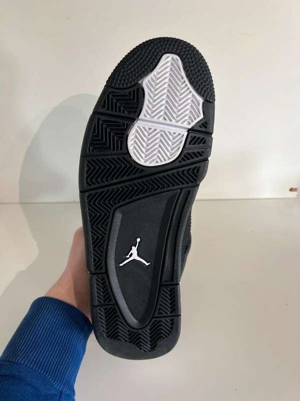 Nike air jordan 4 white thunder 2