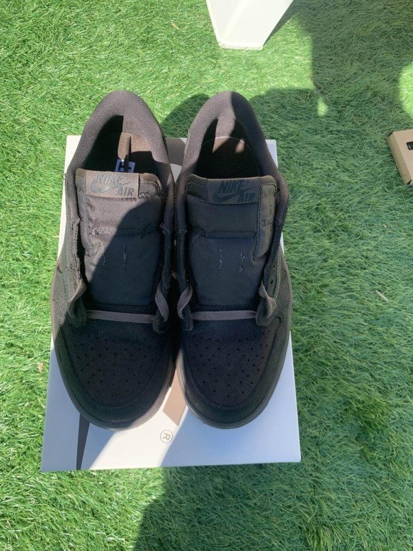Air Jordan 1 low og sp velvet brown x Travis Scott 2