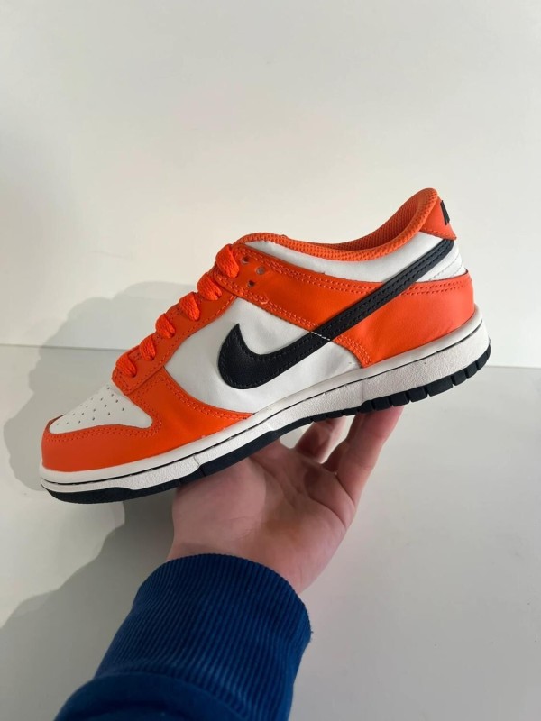 Nike dunk low halloween (GS) 2