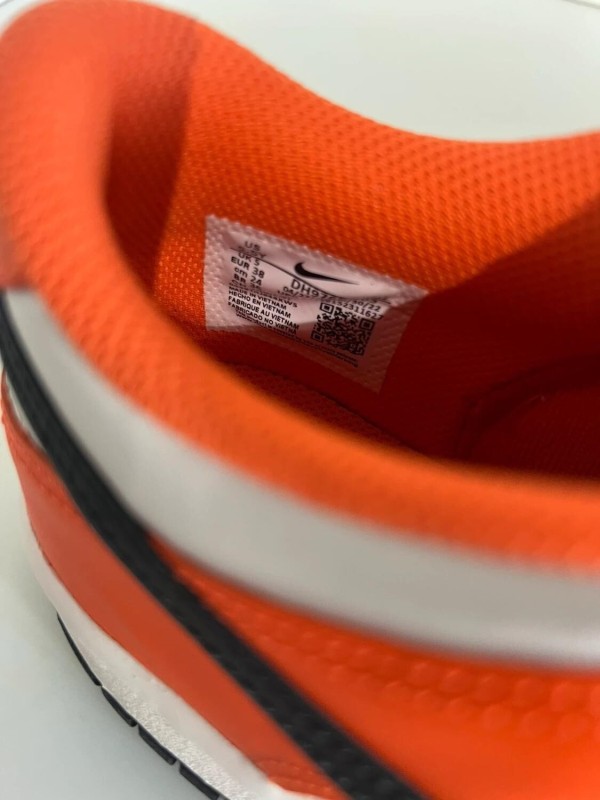Nike dunk low halloween (GS) 2