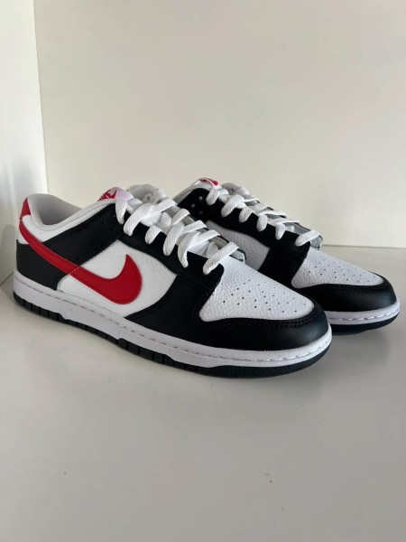Nike dunk low red swoosh panda